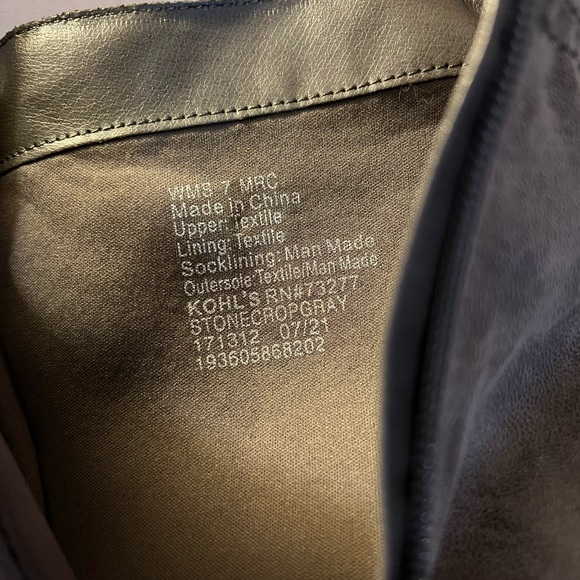 New boots - Picture 3 of 5